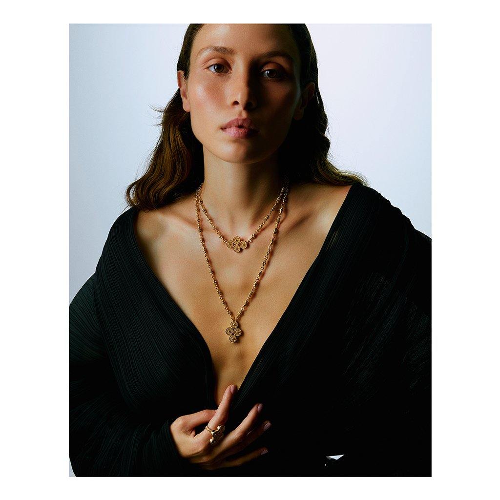 Intention Rebirth Short Necklace With Small Pendant