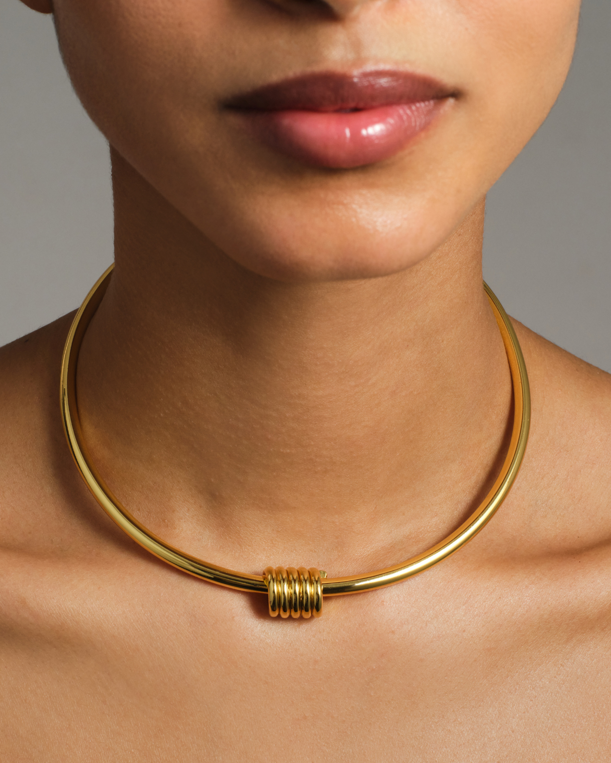 Dunya Apia Necklace in Gold