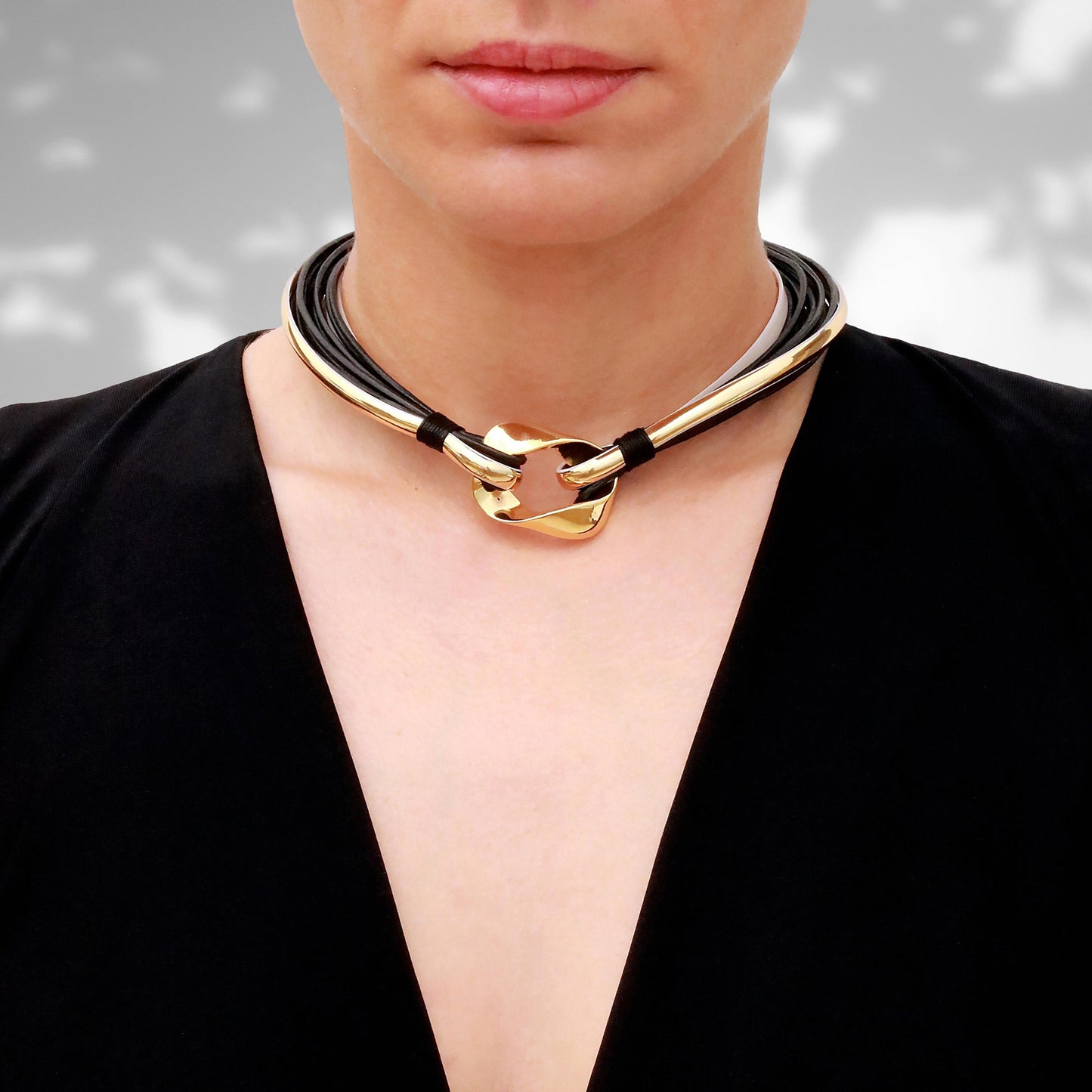 Terra Laya Necklace In Black